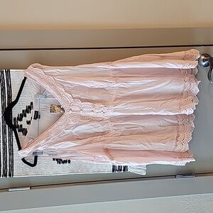 Torrid sleeves lace top sz 3